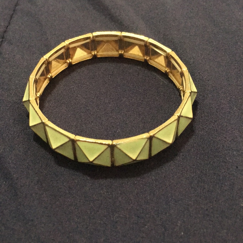 Beautiful bracelet!!